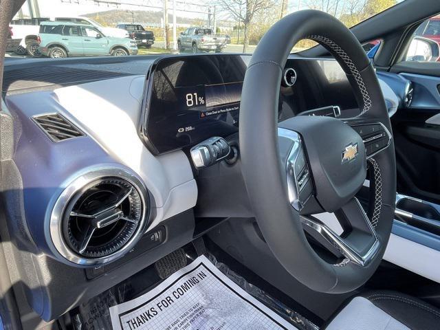 new 2025 Chevrolet Equinox car, priced at $43,295