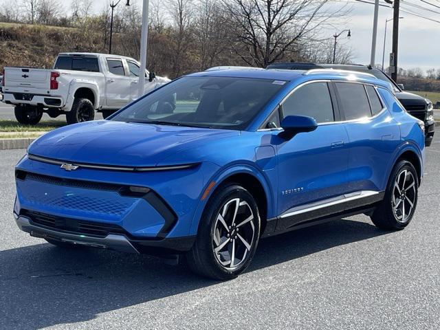 new 2025 Chevrolet Equinox car, priced at $43,295