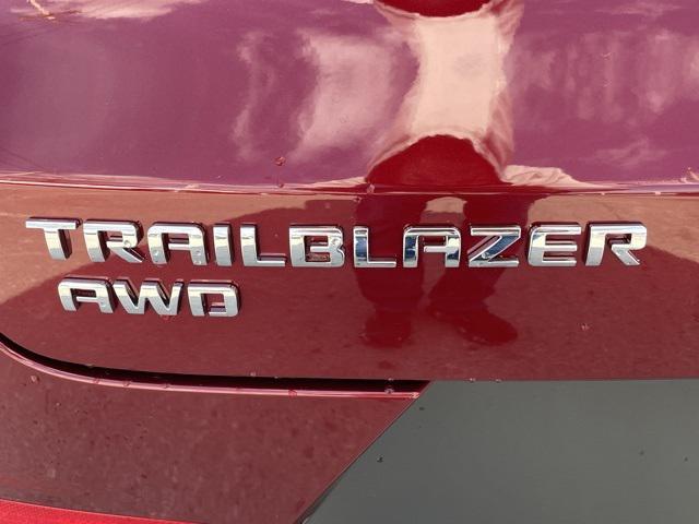 new 2025 Chevrolet TrailBlazer car, priced at $29,675