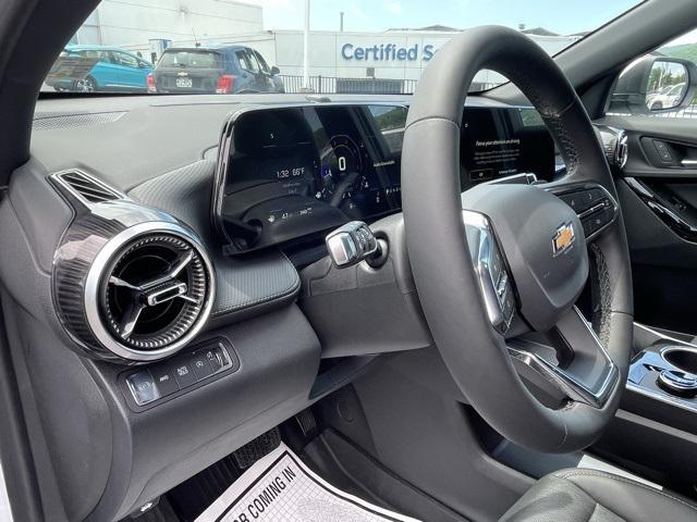 new 2026 Chevrolet Equinox car, priced at $34,580
