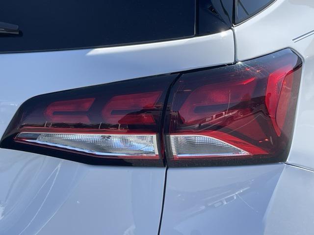 used 2023 Chevrolet Equinox car, priced at $23,900
