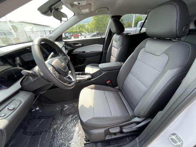 new 2025 Chevrolet Trax car, priced at $26,170