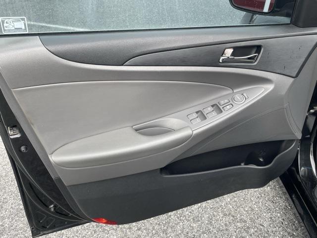 used 2013 Hyundai Sonata car, priced at $8,900