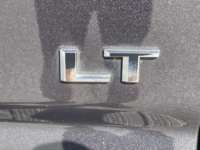 used 2022 Chevrolet Silverado 1500 car, priced at $37,900