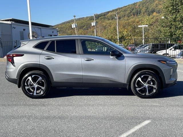 new 2026 Chevrolet Trax car, priced at $25,765