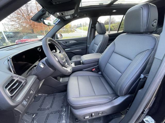 used 2026 Chevrolet Traverse car, priced at $44,900