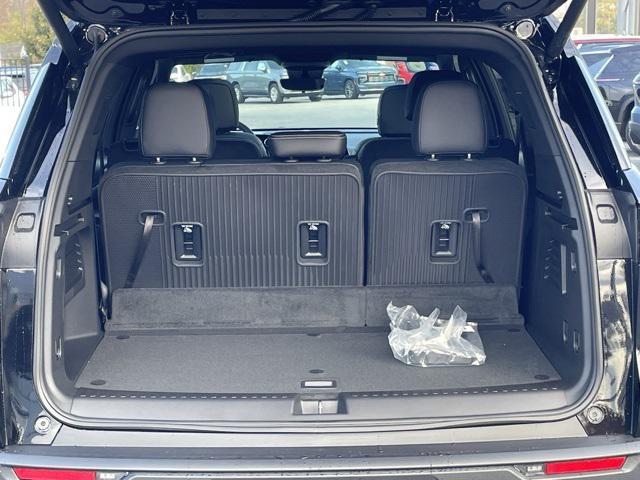 used 2026 Chevrolet Traverse car, priced at $44,900