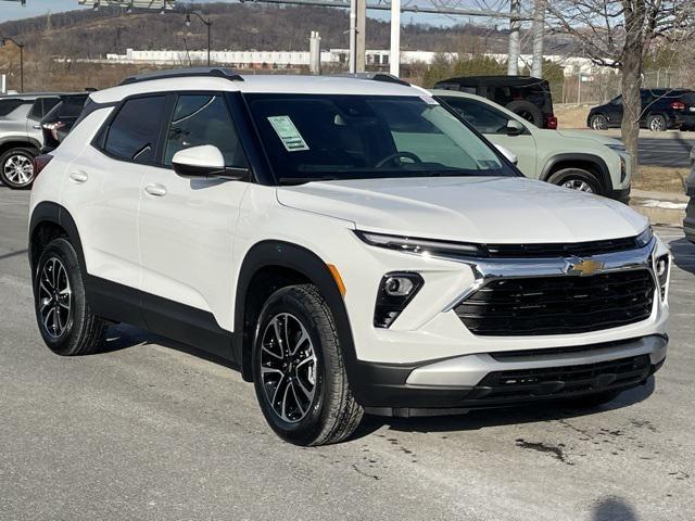 new 2025 Chevrolet TrailBlazer car, priced at $29,675