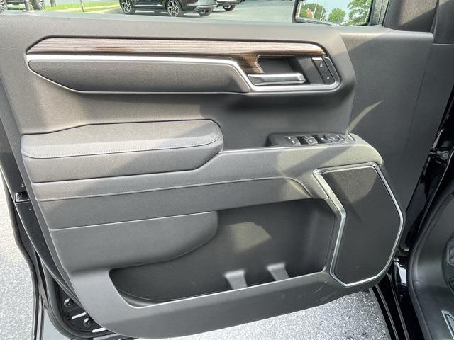 new 2025 Chevrolet Silverado 1500 car, priced at $45,395