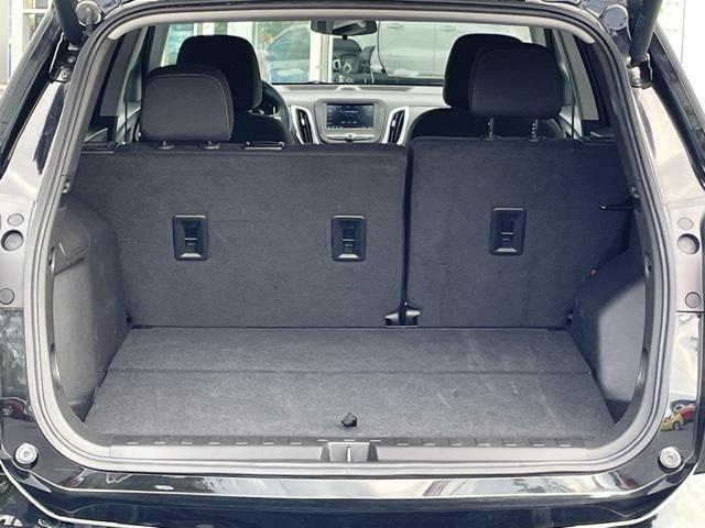used 2024 Chevrolet Equinox car, priced at $25,900