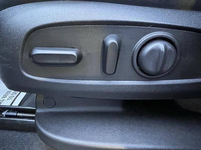 used 2024 Chevrolet Equinox car, priced at $27,900