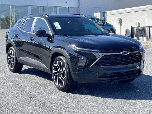 new 2025 Chevrolet Trax car, priced at $27,265