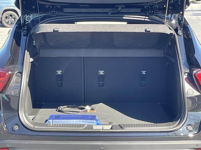 new 2025 Chevrolet Trax car, priced at $27,265