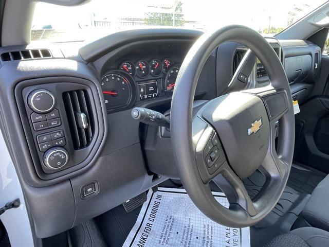 new 2025 Chevrolet Silverado 1500 car, priced at $45,370