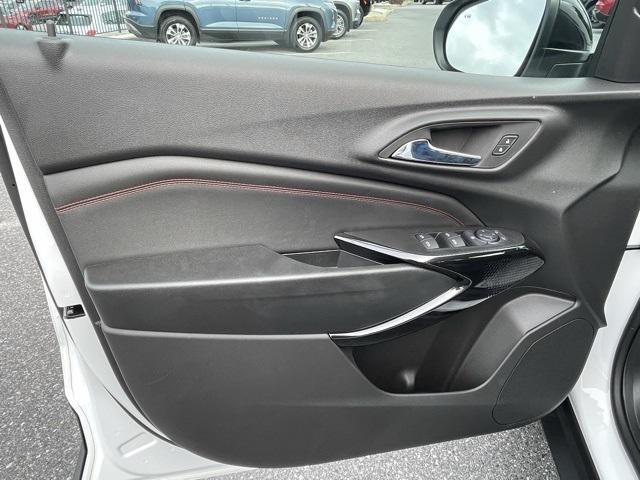 new 2025 Chevrolet Trax car, priced at $27,265
