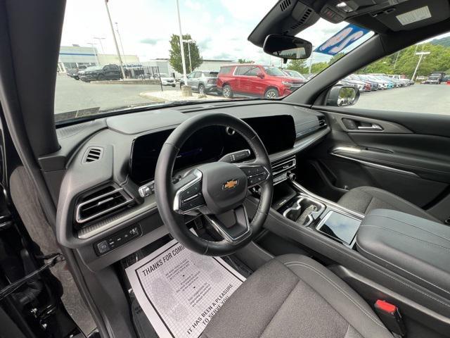 used 2024 Chevrolet Traverse car, priced at $39,900