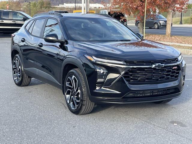 new 2025 Chevrolet Trax car, priced at $27,455