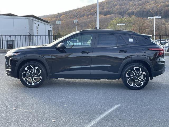 new 2025 Chevrolet Trax car, priced at $27,455