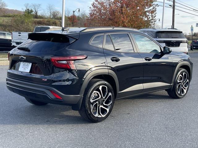 new 2025 Chevrolet Trax car, priced at $27,455