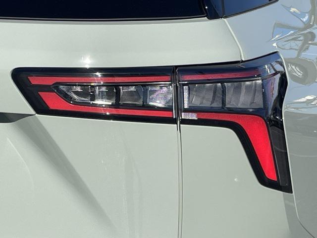 new 2025 Chevrolet Equinox car, priced at $30,930