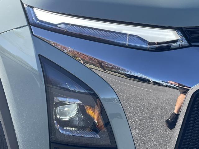 new 2025 Chevrolet Equinox car, priced at $30,930