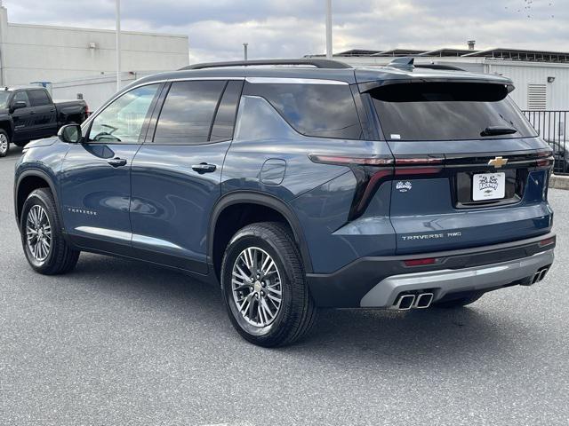 new 2025 Chevrolet Traverse car, priced at $44,245