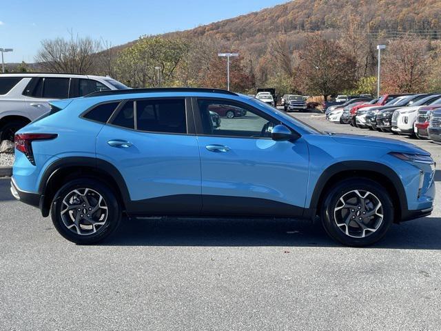 new 2025 Chevrolet Trax car, priced at $25,655