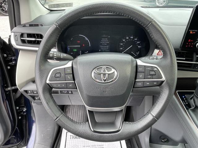 used 2023 Toyota Sienna car, priced at $36,995