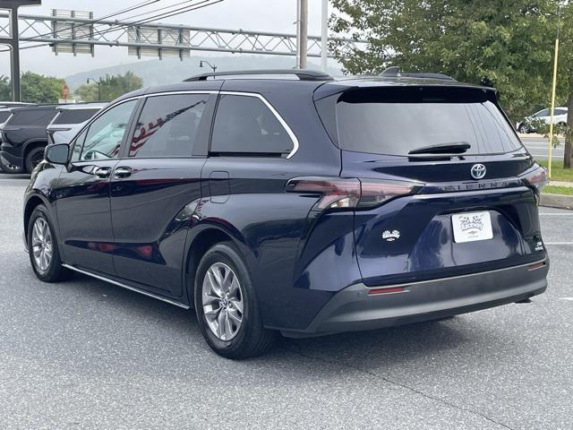 used 2023 Toyota Sienna car, priced at $36,995