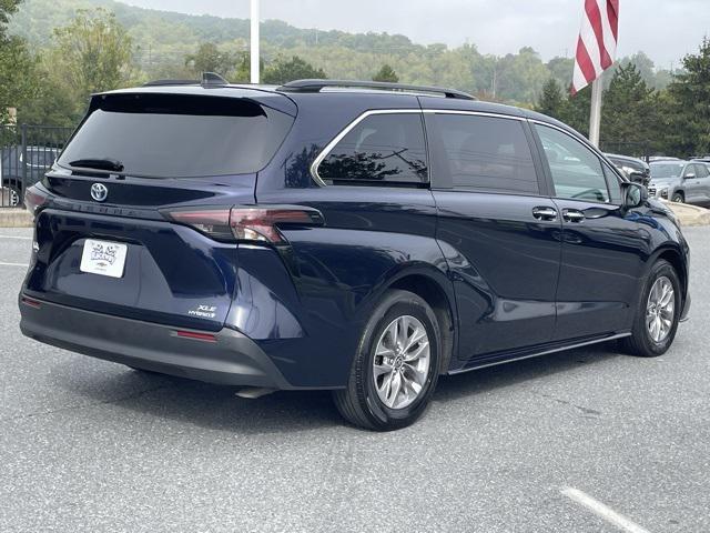 used 2023 Toyota Sienna car, priced at $36,995