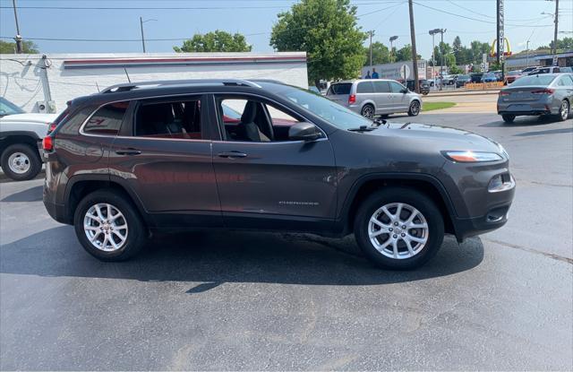 used 2016 Jeep Cherokee car, priced at $14,999