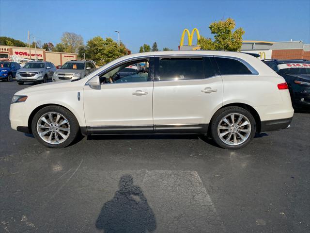 used 2012 Lincoln MKT car, priced at $5,999