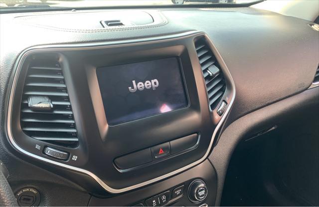 used 2019 Jeep Cherokee car, priced at $15,999