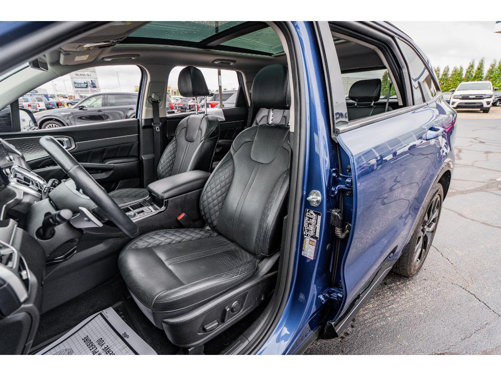 used 2021 Kia Sorento car, priced at $25,990