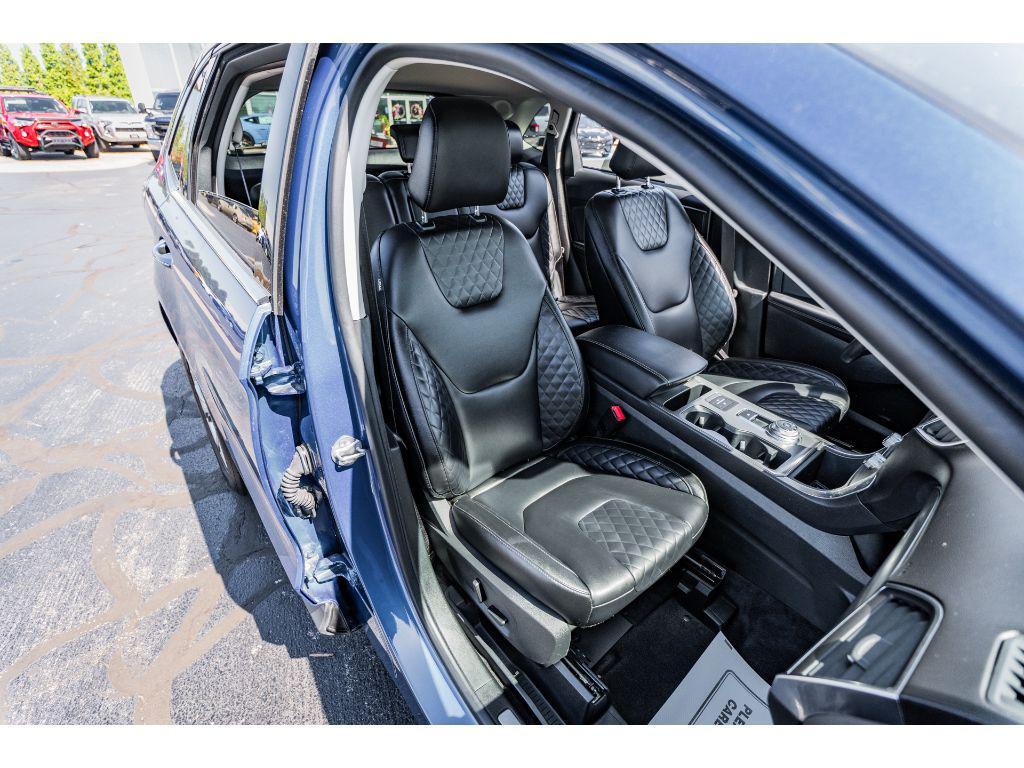 used 2024 Ford Edge car, priced at $34,990
