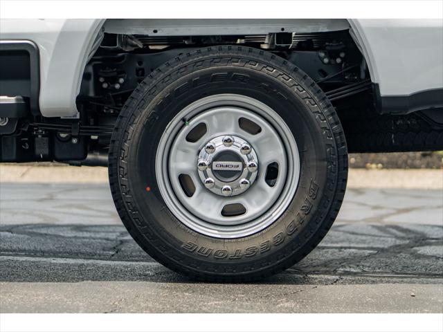 new 2025 Ford F-350 car, priced at $56,515