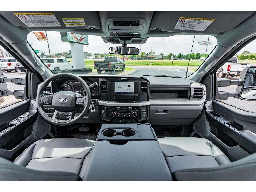 new 2025 Ford F-350 car, priced at $57,515