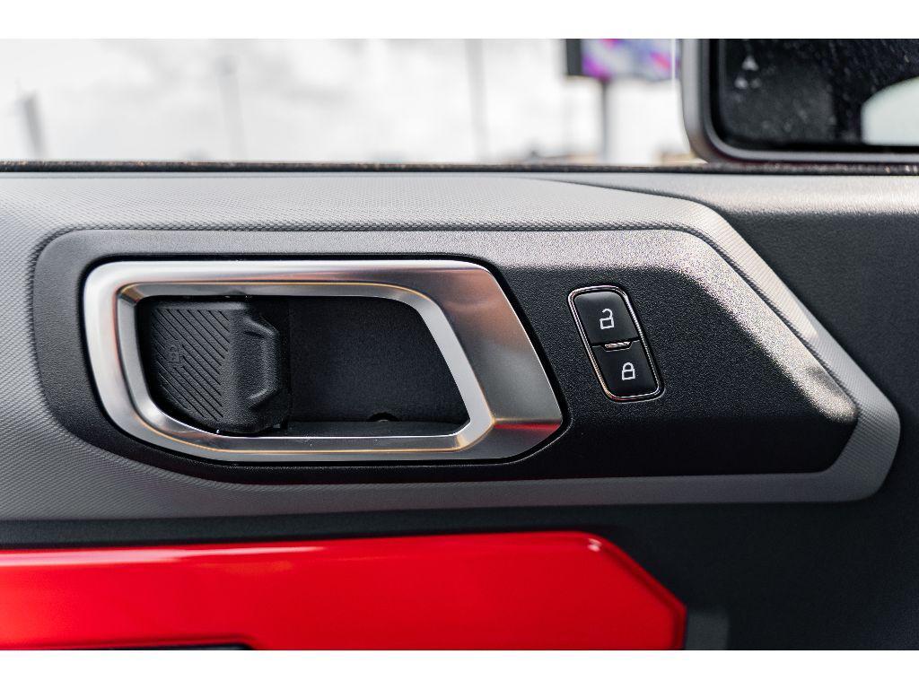 new 2024 Ford Bronco car, priced at $53,607