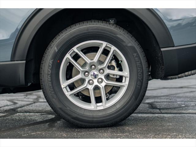 new 2025 Ford Explorer car, priced at $43,300