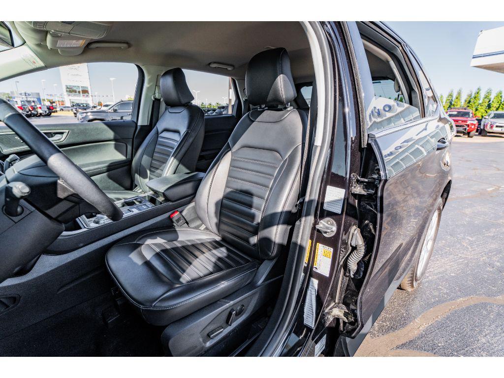 used 2024 Ford Edge car, priced at $29,990