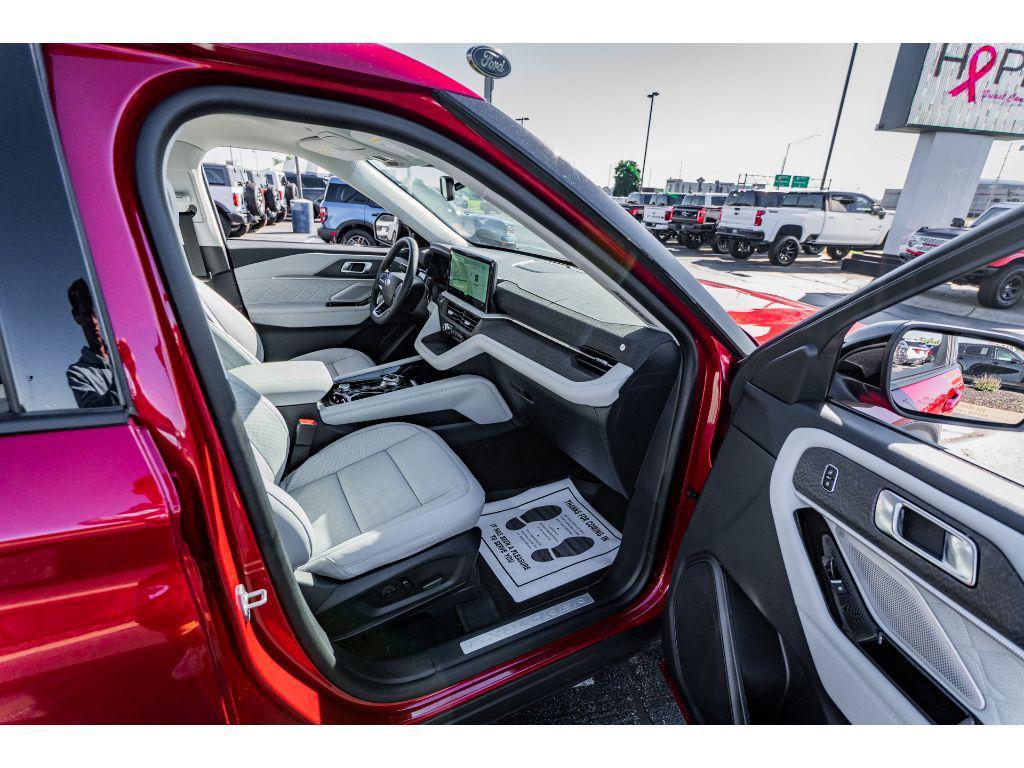 new 2025 Ford Explorer car, priced at $56,362