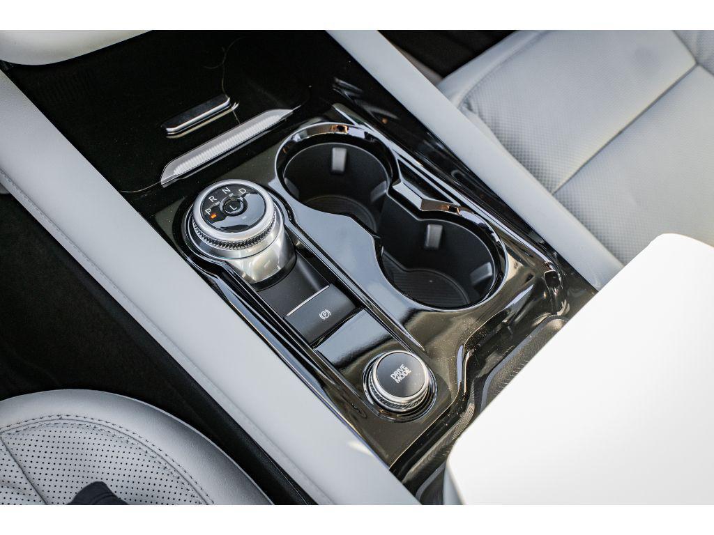 new 2025 Ford Explorer car, priced at $56,362