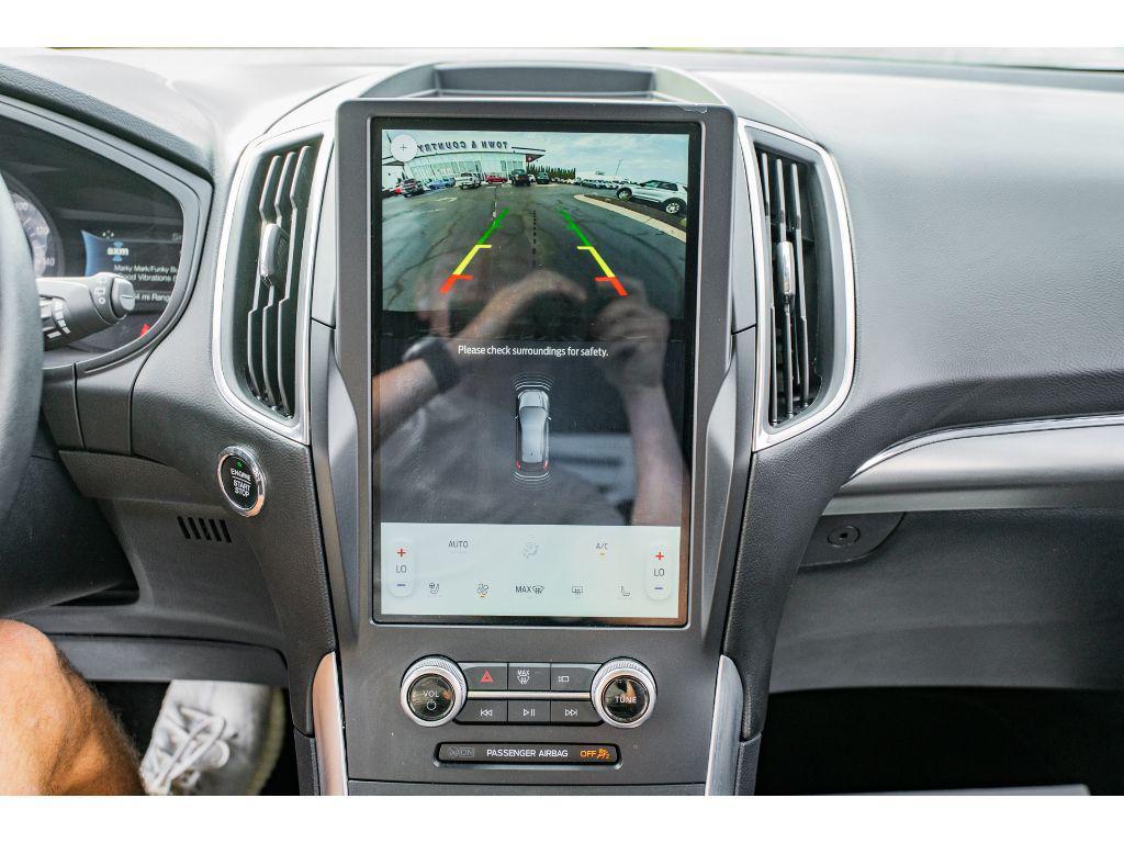 used 2024 Ford Edge car, priced at $31,990