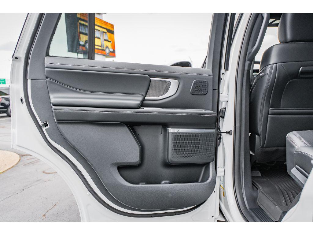 new 2025 Ford Expedition car, priced at $83,650