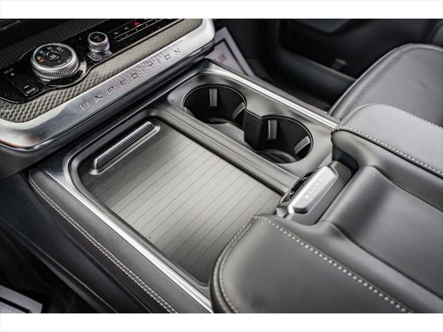 new 2025 Ford Expedition car, priced at $83,650