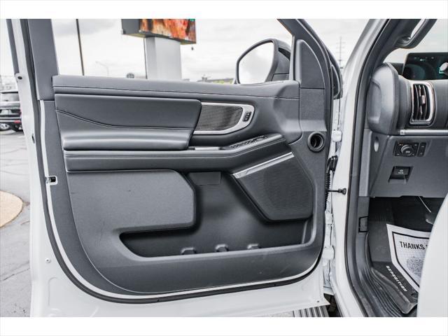 new 2025 Ford Expedition car, priced at $83,650