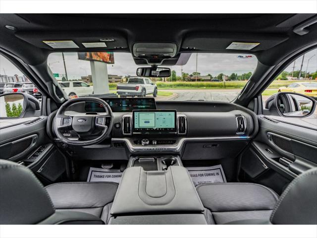 new 2025 Ford Expedition car, priced at $83,650