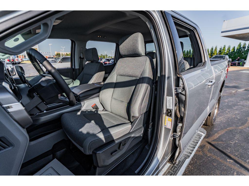 new 2025 Ford F-150 car, priced at $59,042