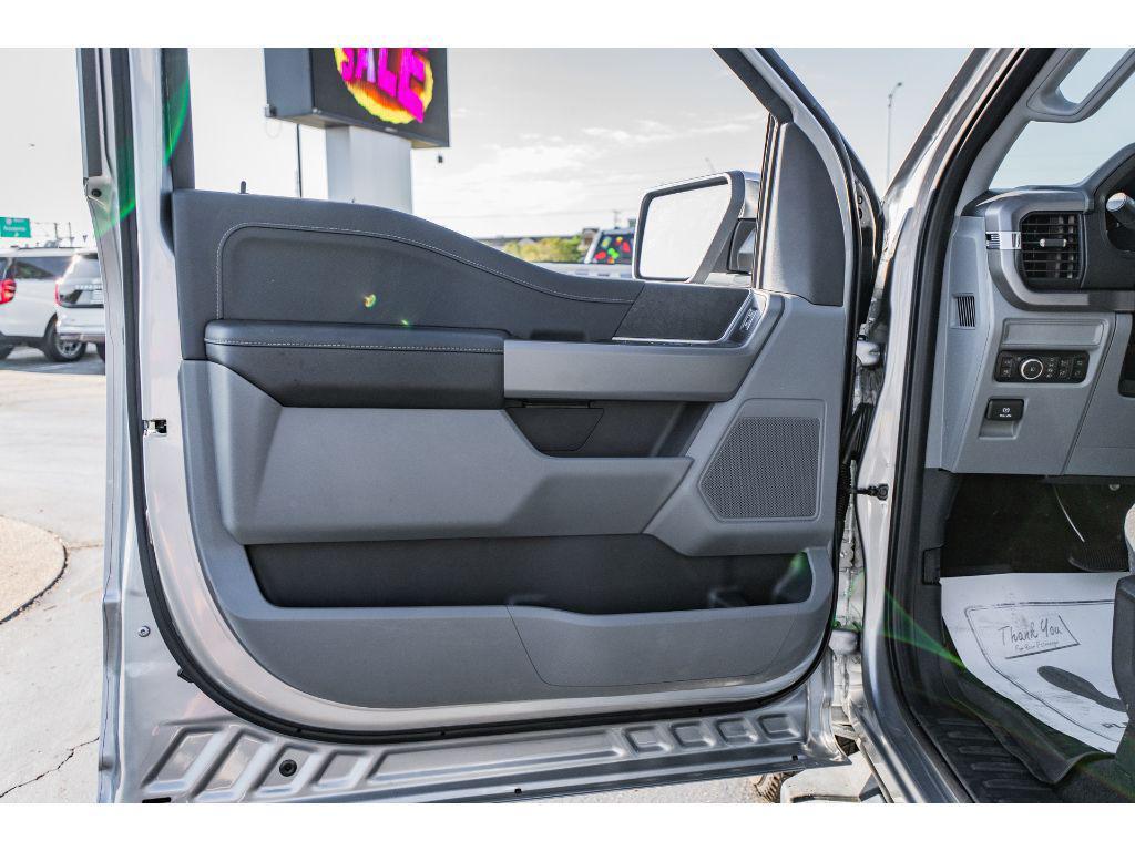 new 2025 Ford F-150 car, priced at $59,042