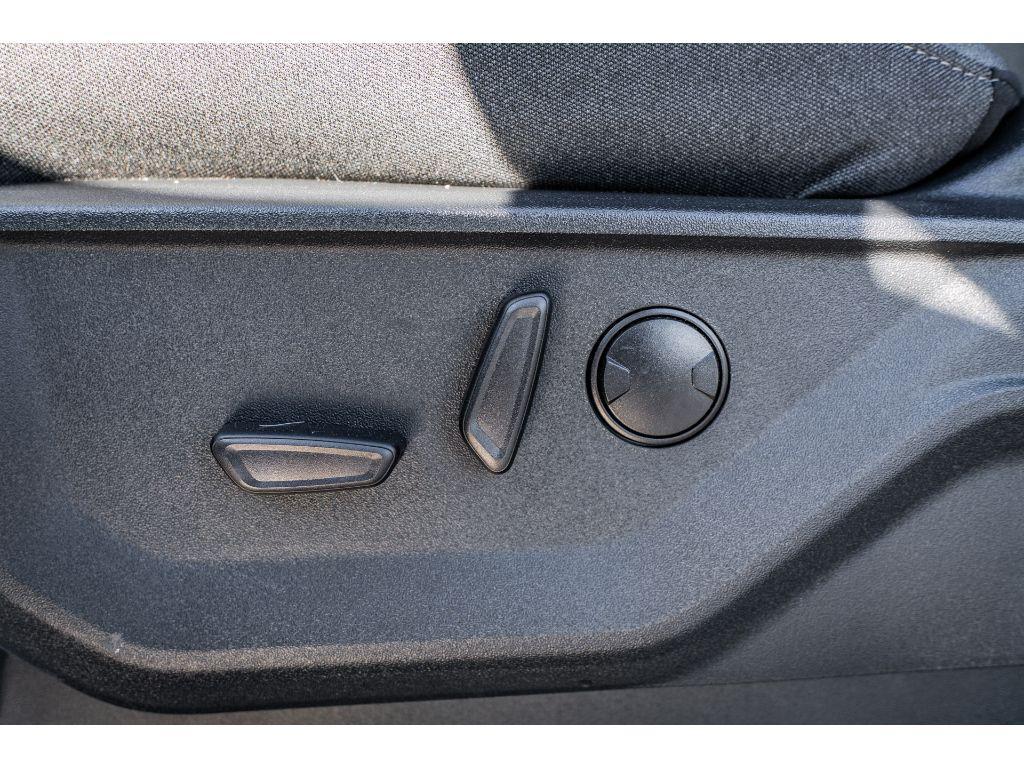 new 2025 Ford F-150 car, priced at $59,042